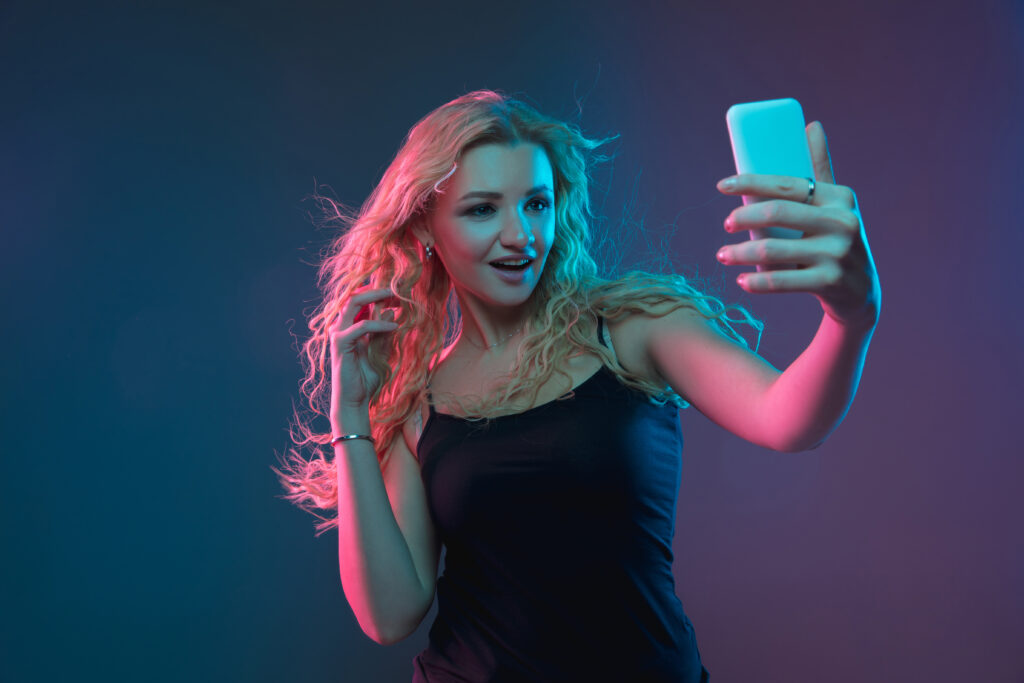 ¿Pocos Espectadores en TikTok?: Aprende a Despegar en tus Directos Publicar contenido de calidad para captar la atención de los usuarios