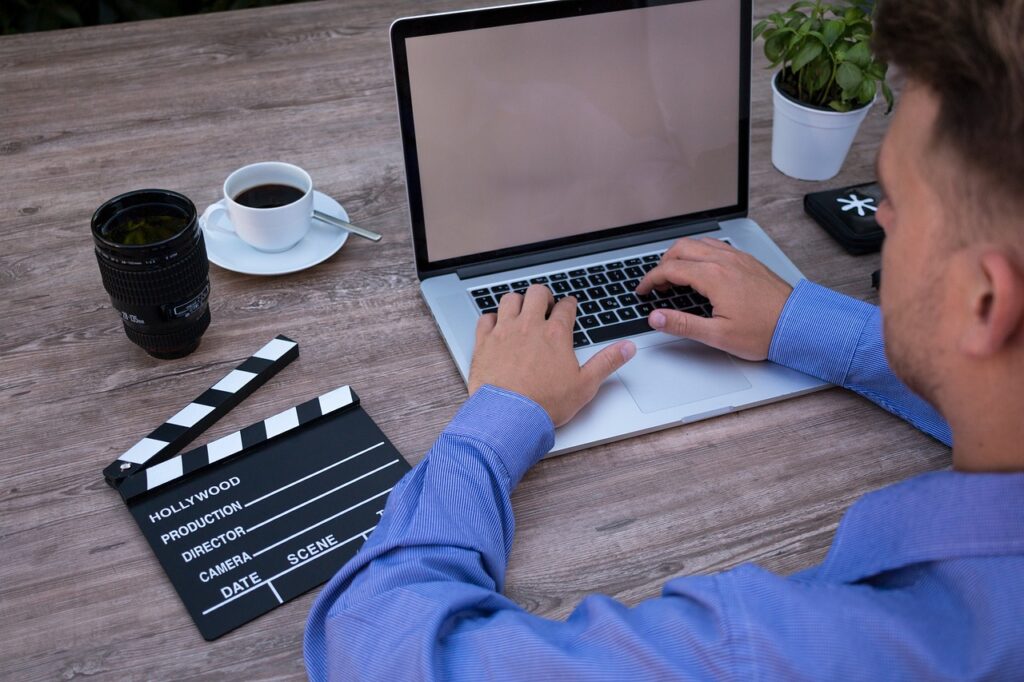 Colabora con Otros Creadores de Contenido