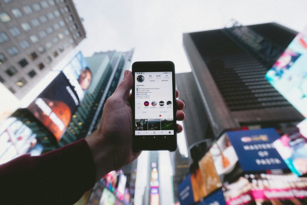 ¿En qué momento Instagram paga a los creadores de contenido? Sitios web y páginas propias