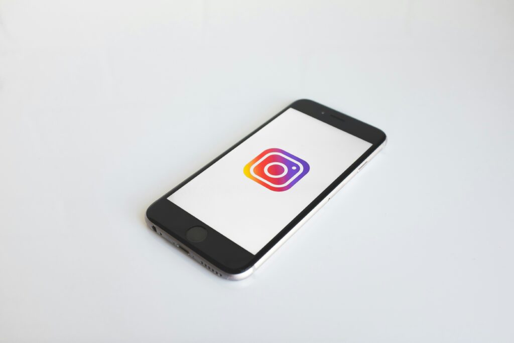 ¿En qué momento Instagram paga a los creadores de contenido? kenny eliason nZJBt4gQlKI unsplash