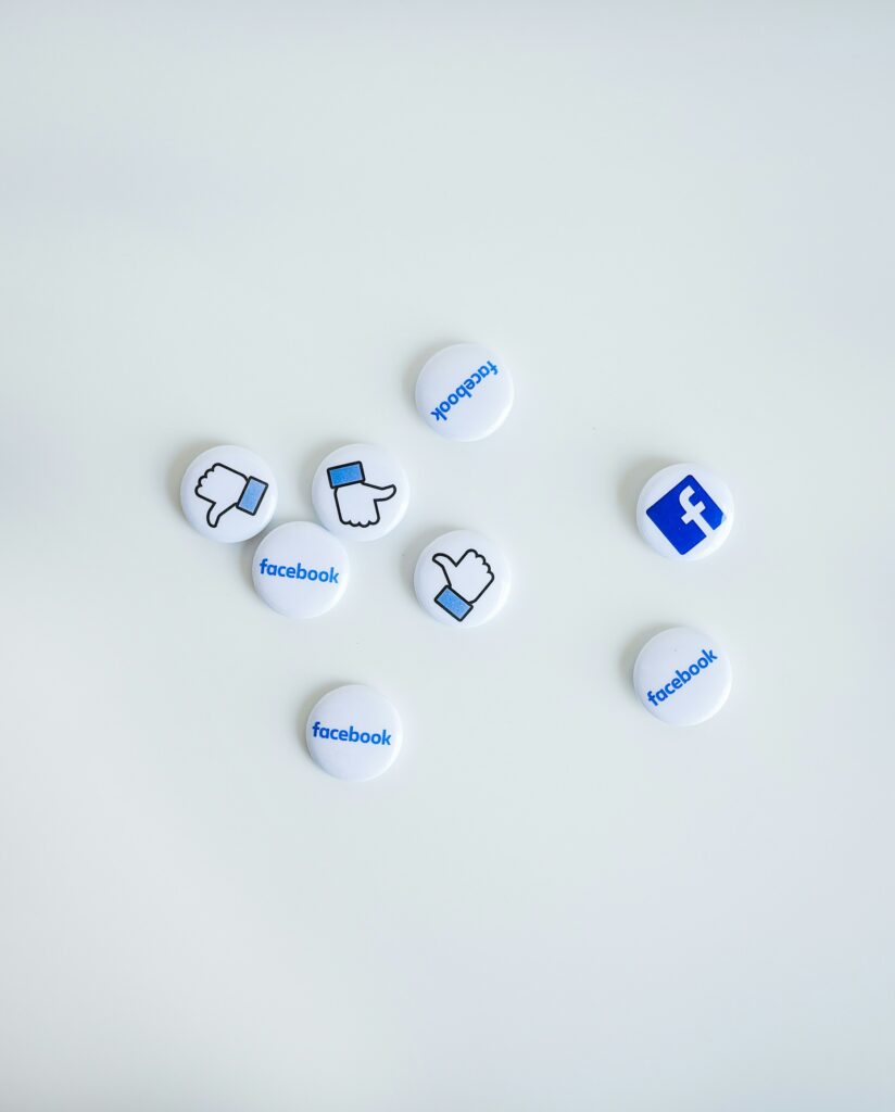 Facebook: secretos para disparar tus likes de forma orgánica LOGOS FACEBOOK