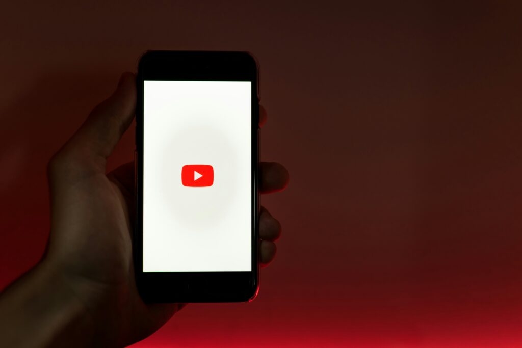 YouTube en alza con bajo presupuesto Cómo usar herramientas para mejorar tu canal
