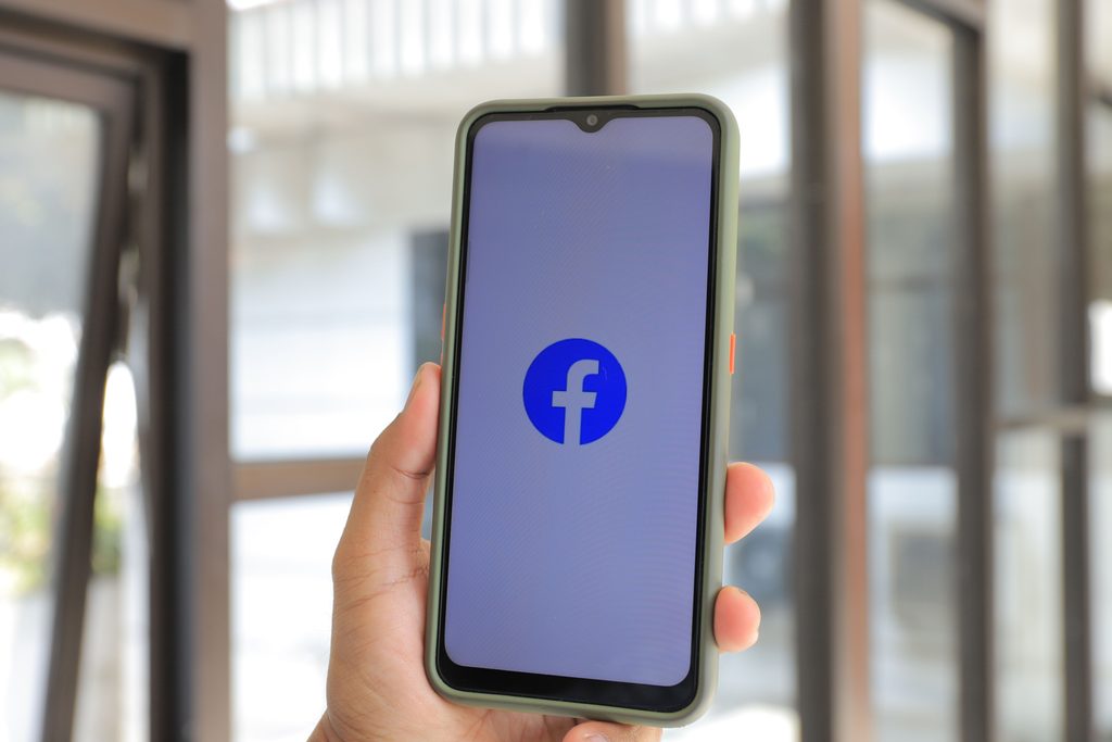 Facebook iphone