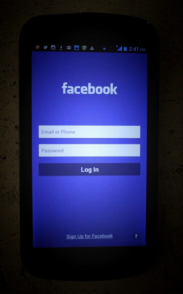 Cómo revivir una página de Facebook abandonada app facebook